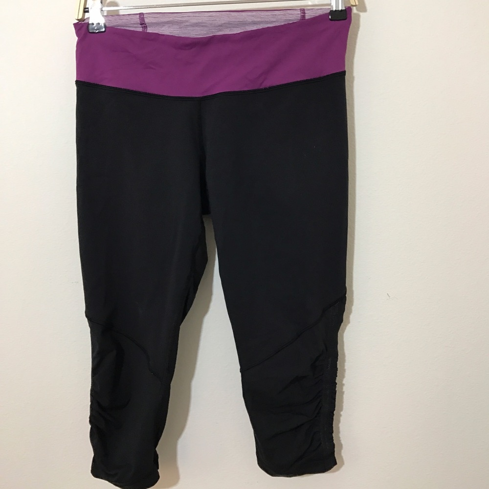 Lululemon Black Crops Capris, size 8